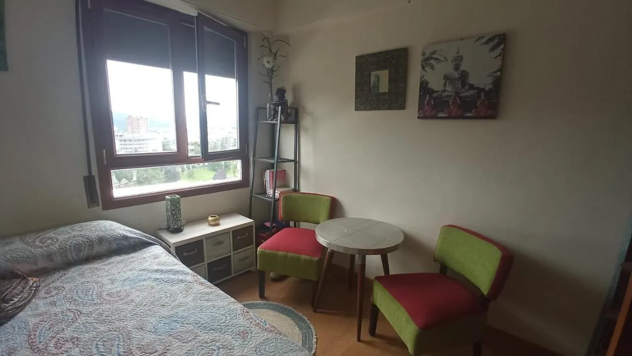 Habitación en casa particular Apartamento Gaia Hab Doble Con Bano Compartido Bilbao